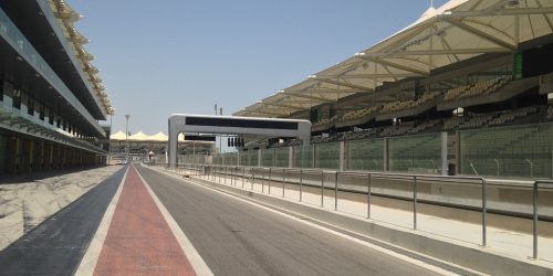 Yas-Marina-Circuit-in-Abu-Dhabi-pits